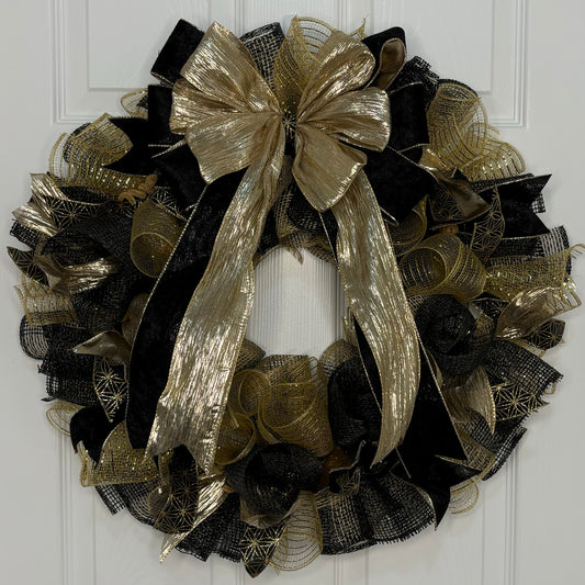 Black and Gold Wreath